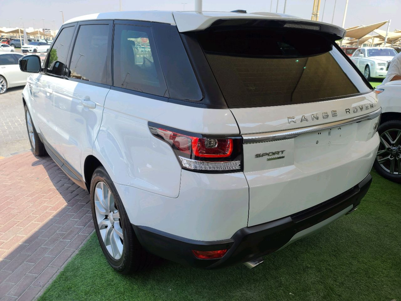 Range Rover Sport - Image 8