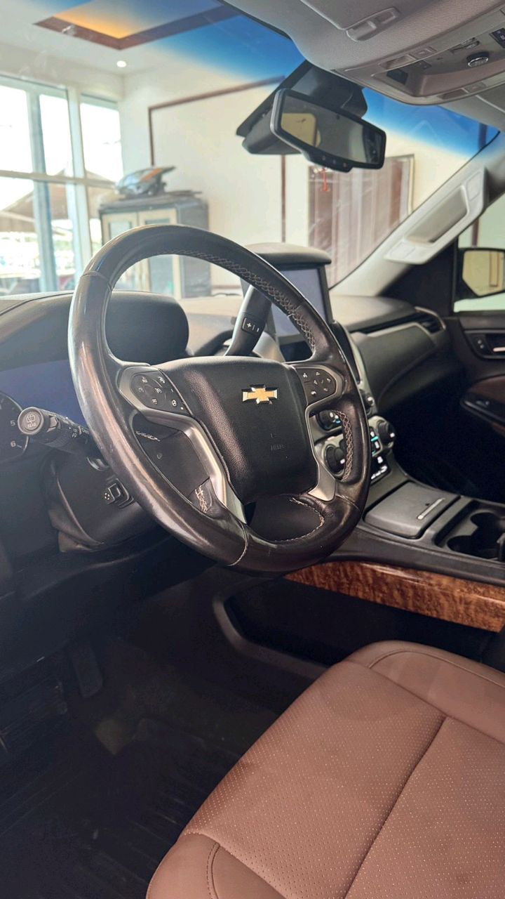Chevrolet Tahoe - Image 5