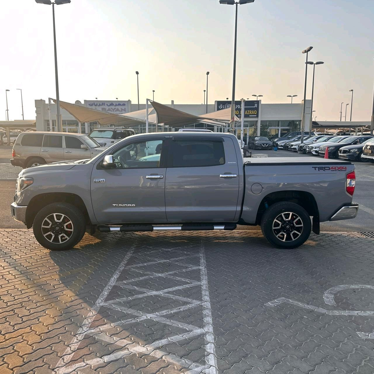 Toyota Tundra - Image 20