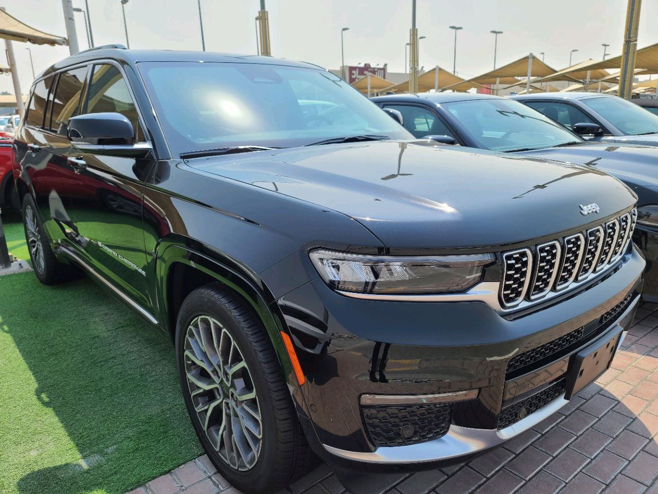 Jeep Cherokee - Image 8