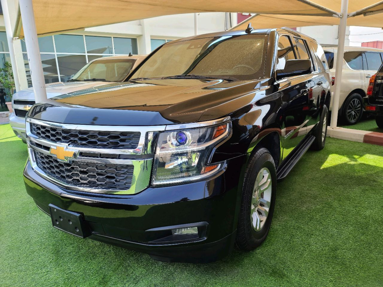 Chevrolet Suburban - Image 5