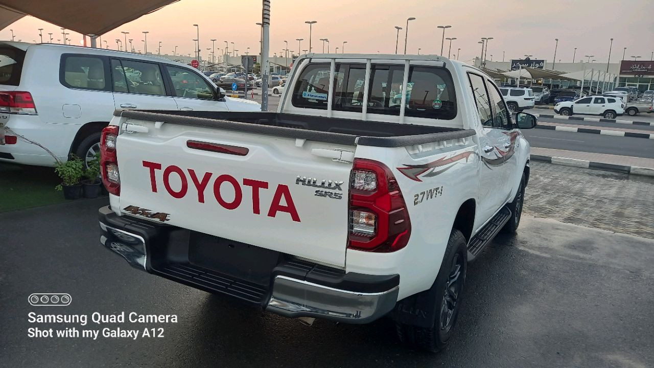 Toyota Hilux - Image 4