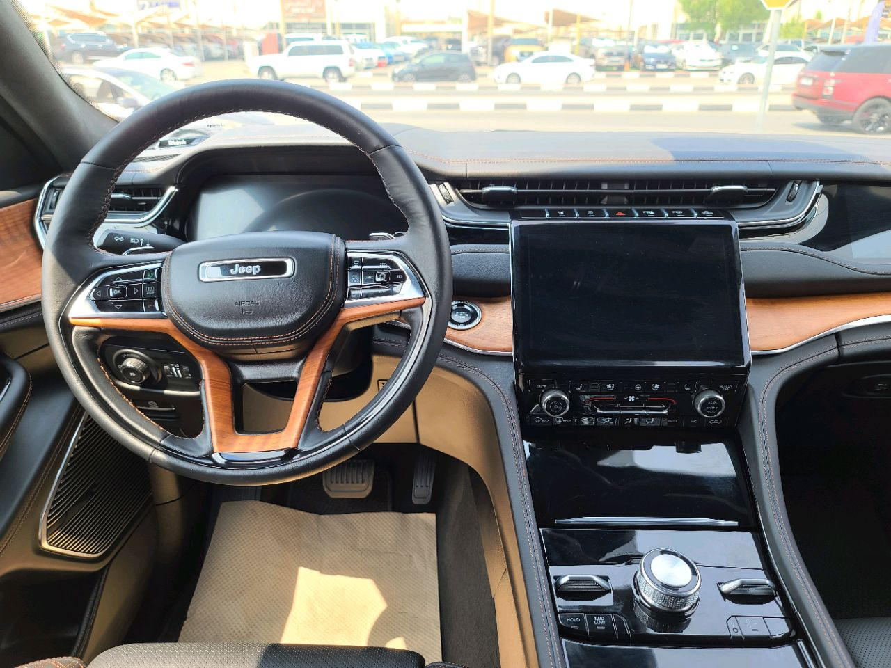 Jeep Cherokee - Image 6