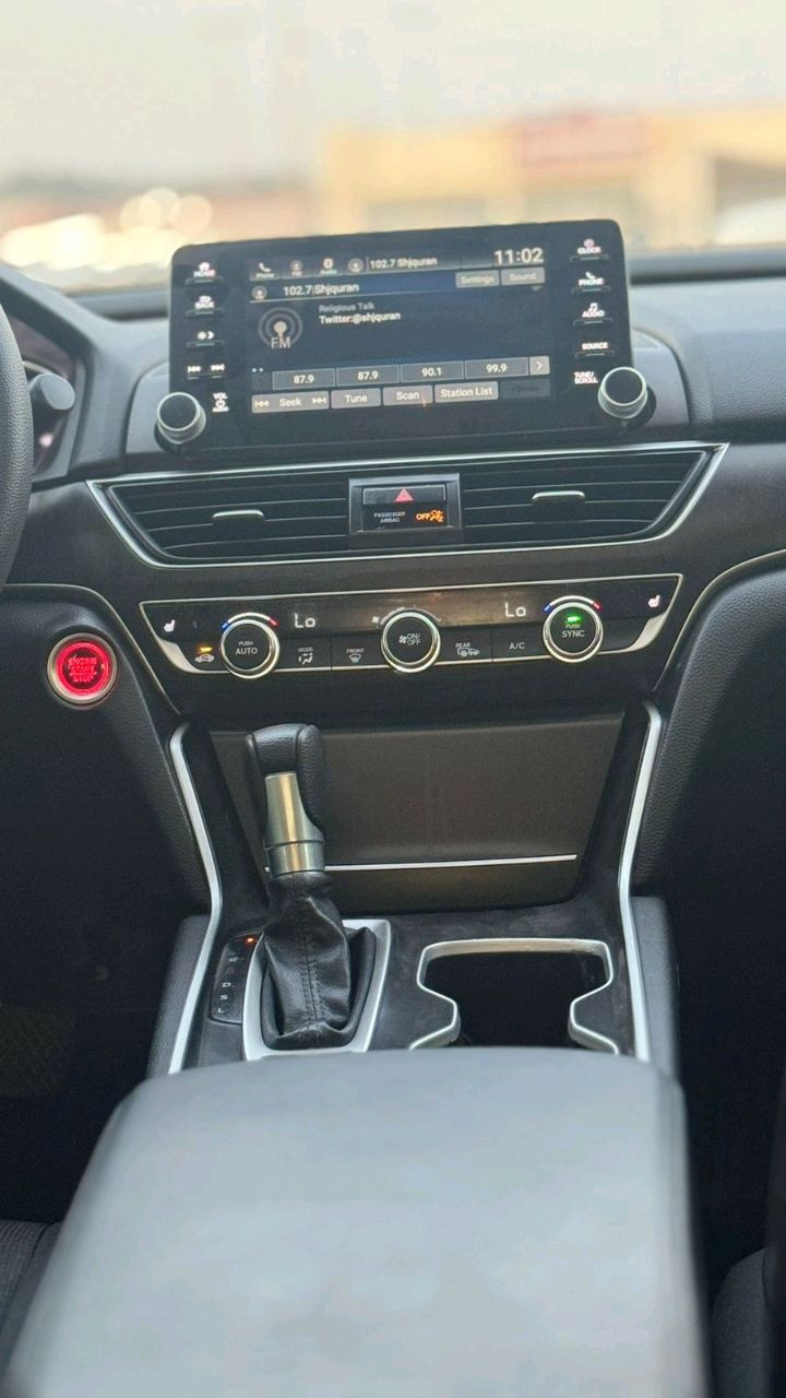 Honda Accord - Image 9