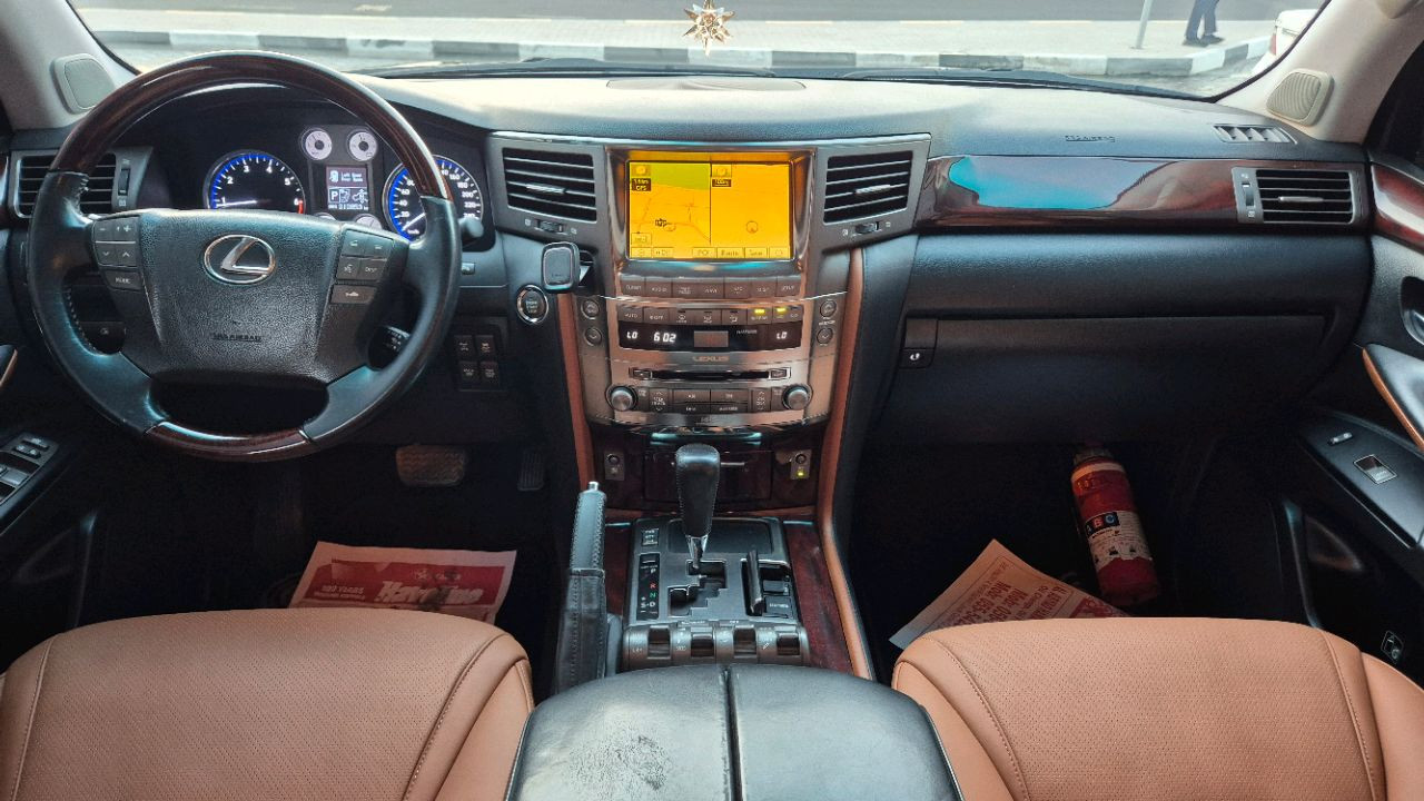Lexus LX-Series - Image 6