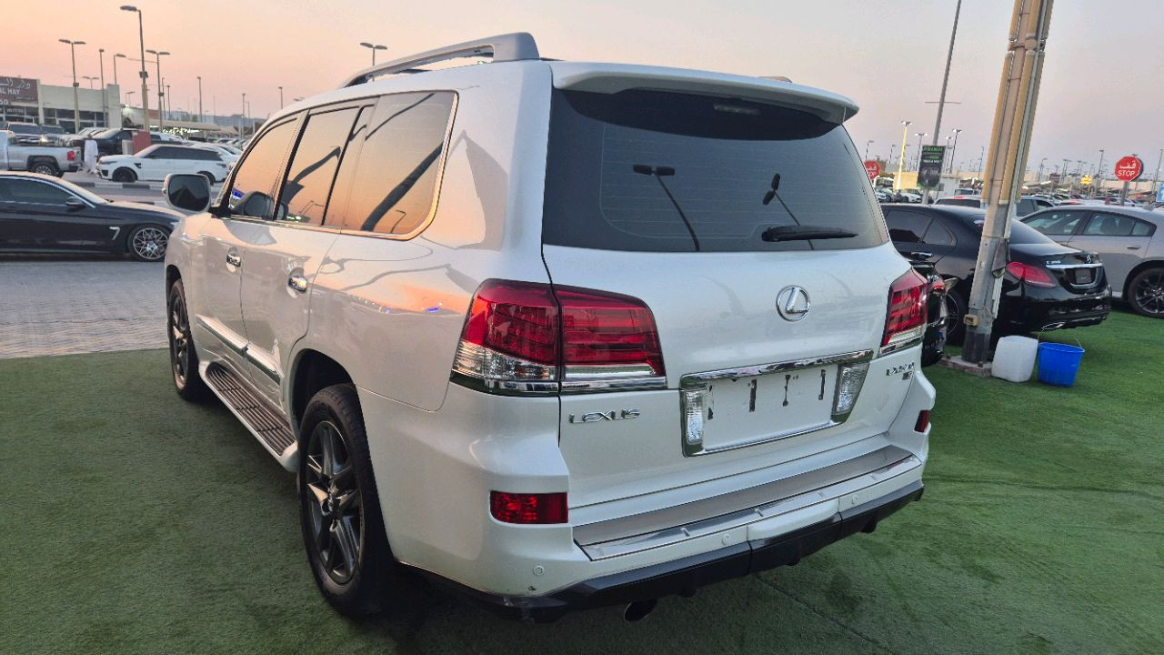 Lexus LX-Series - Image 4