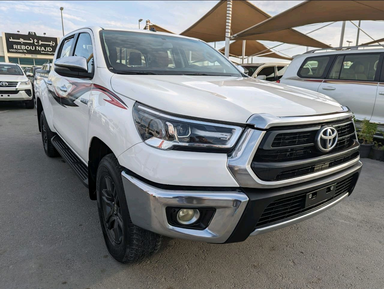 Toyota Hilux - Image 3