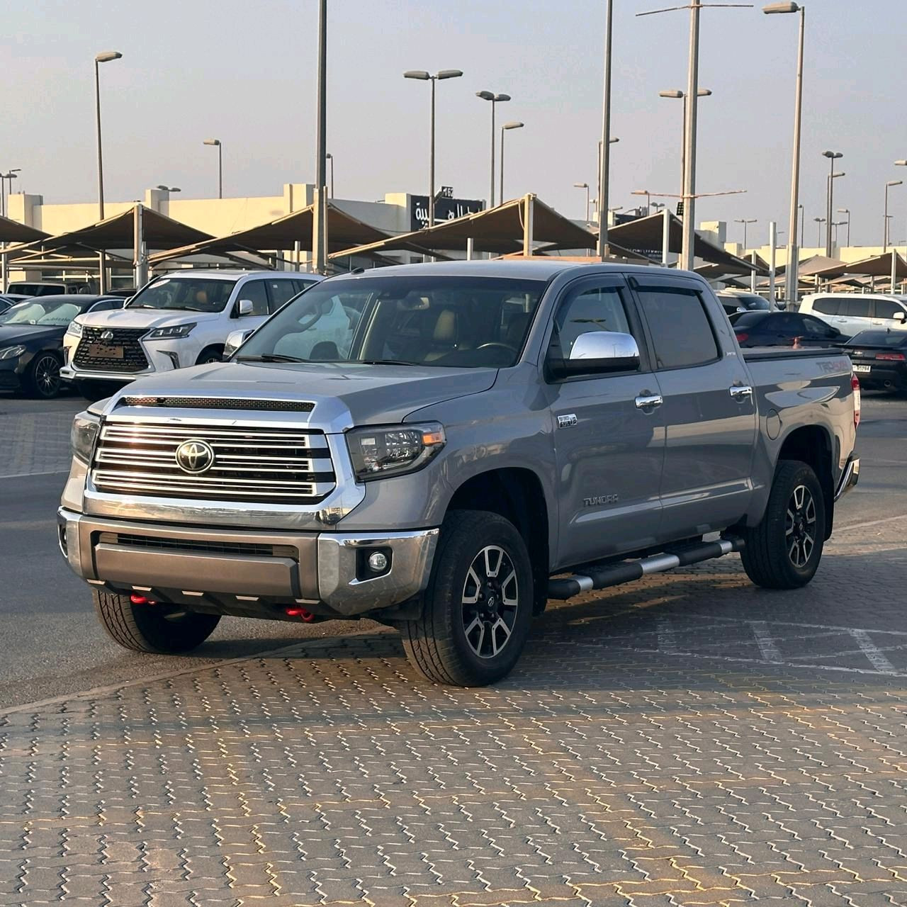 Toyota Tundra - Image 3