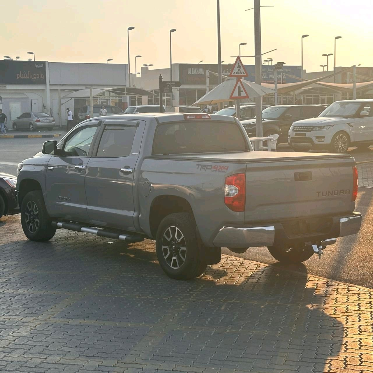 Toyota Tundra - Image 6