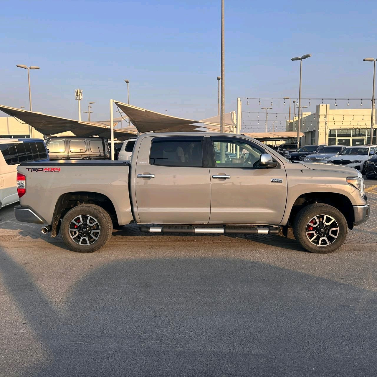 Toyota Tundra - Image 7
