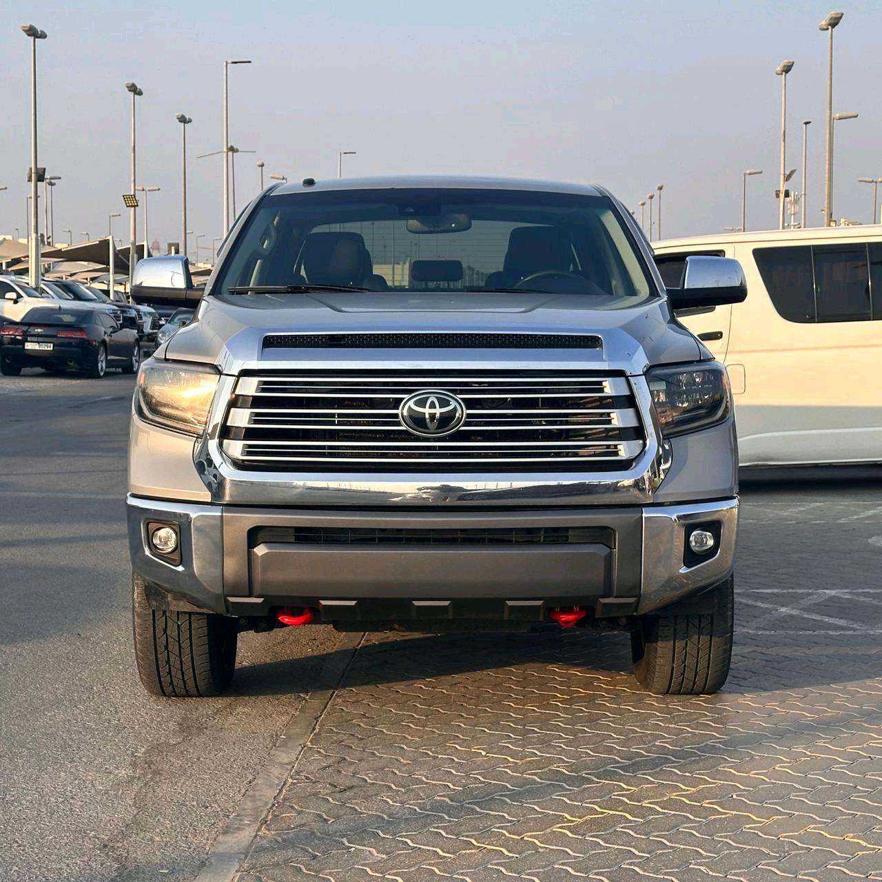 Toyota Tundra - Image 5