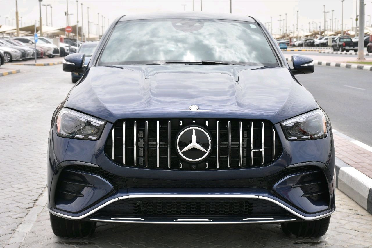 Mercedes Benz GLE SUV - Image 11