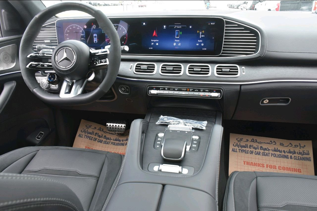 Mercedes Benz GLE SUV - Image 7