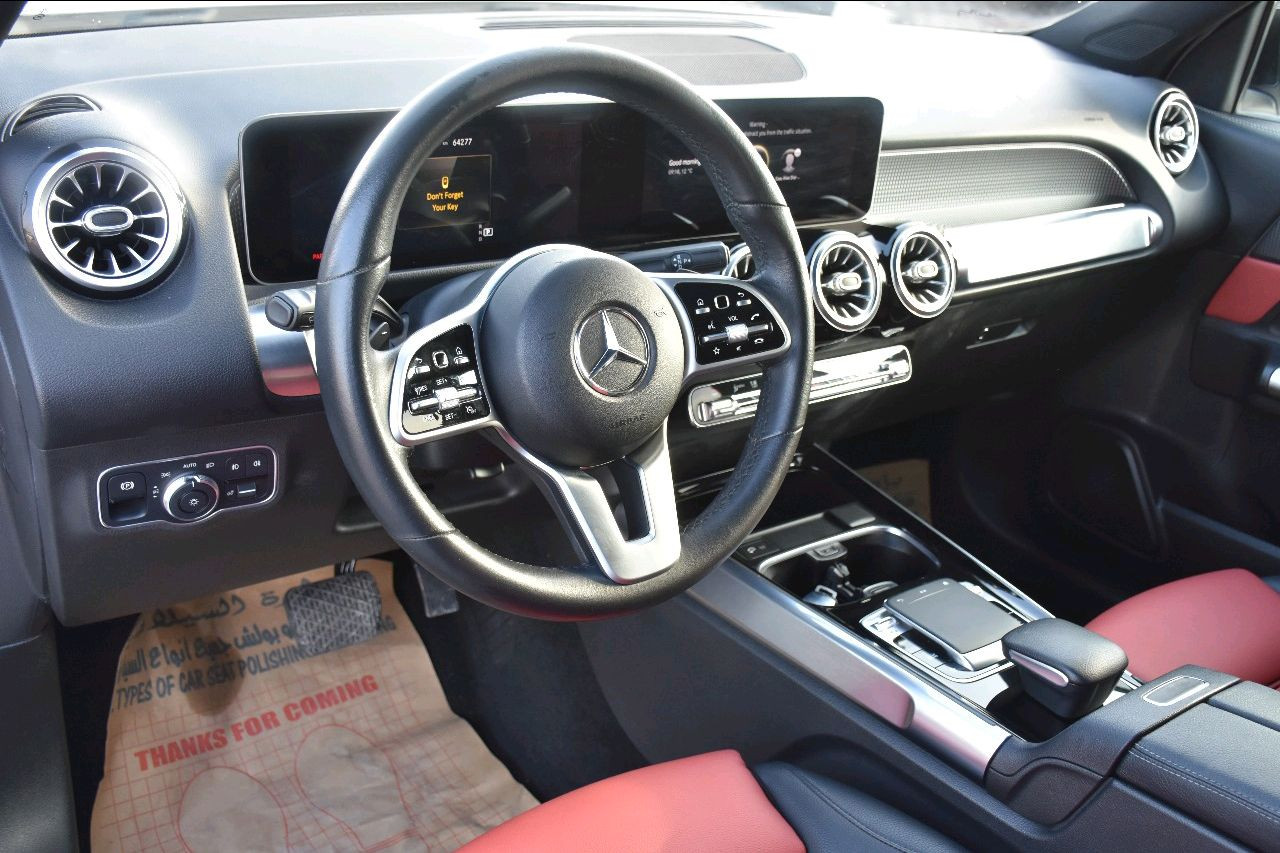 Mercedes Benz GLB - Image 2