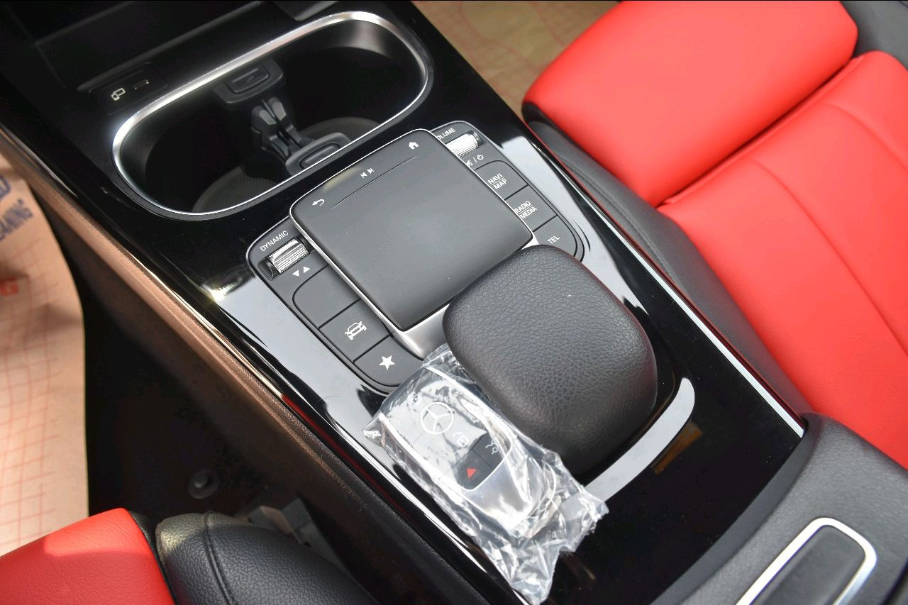 Mercedes Benz A-Class - Image 13