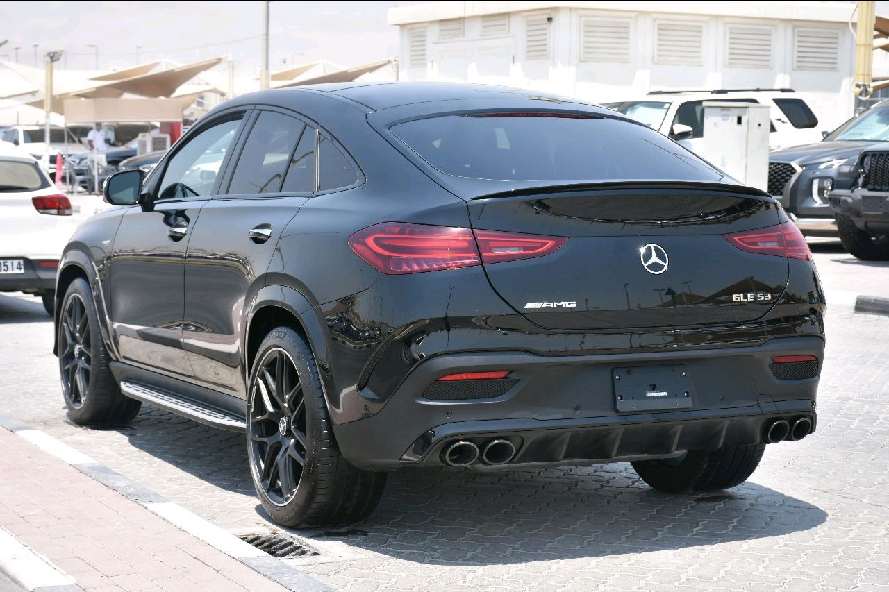 Mercedes Benz GLE SUV - Image 5