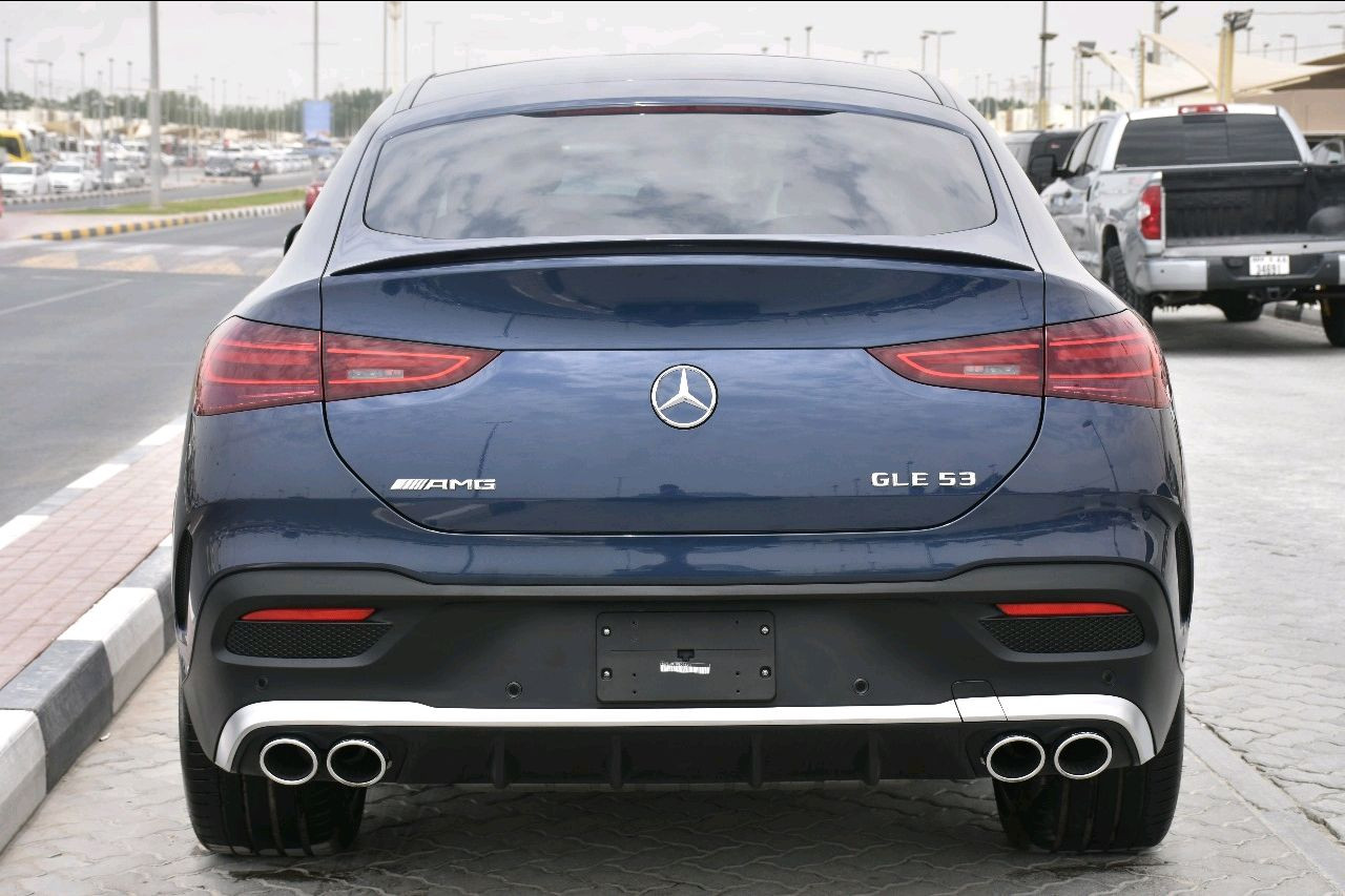 Mercedes Benz GLE SUV - Image 8