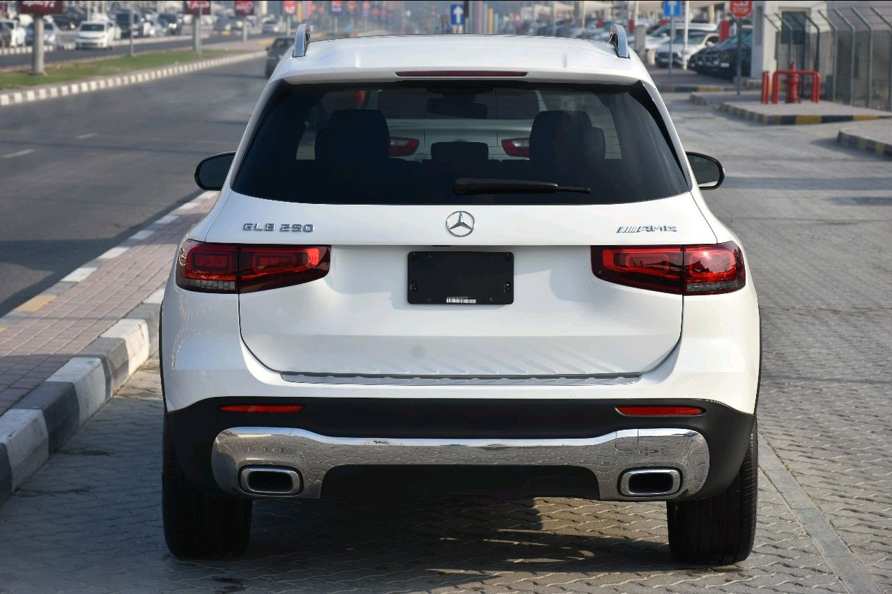 Mercedes Benz GLB - Image 12