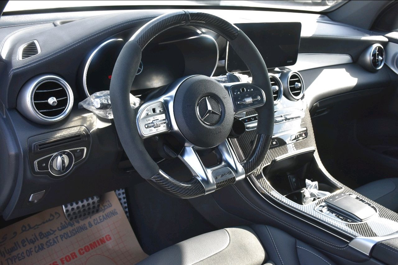 Mercedes Benz GLE SUV - Image 5