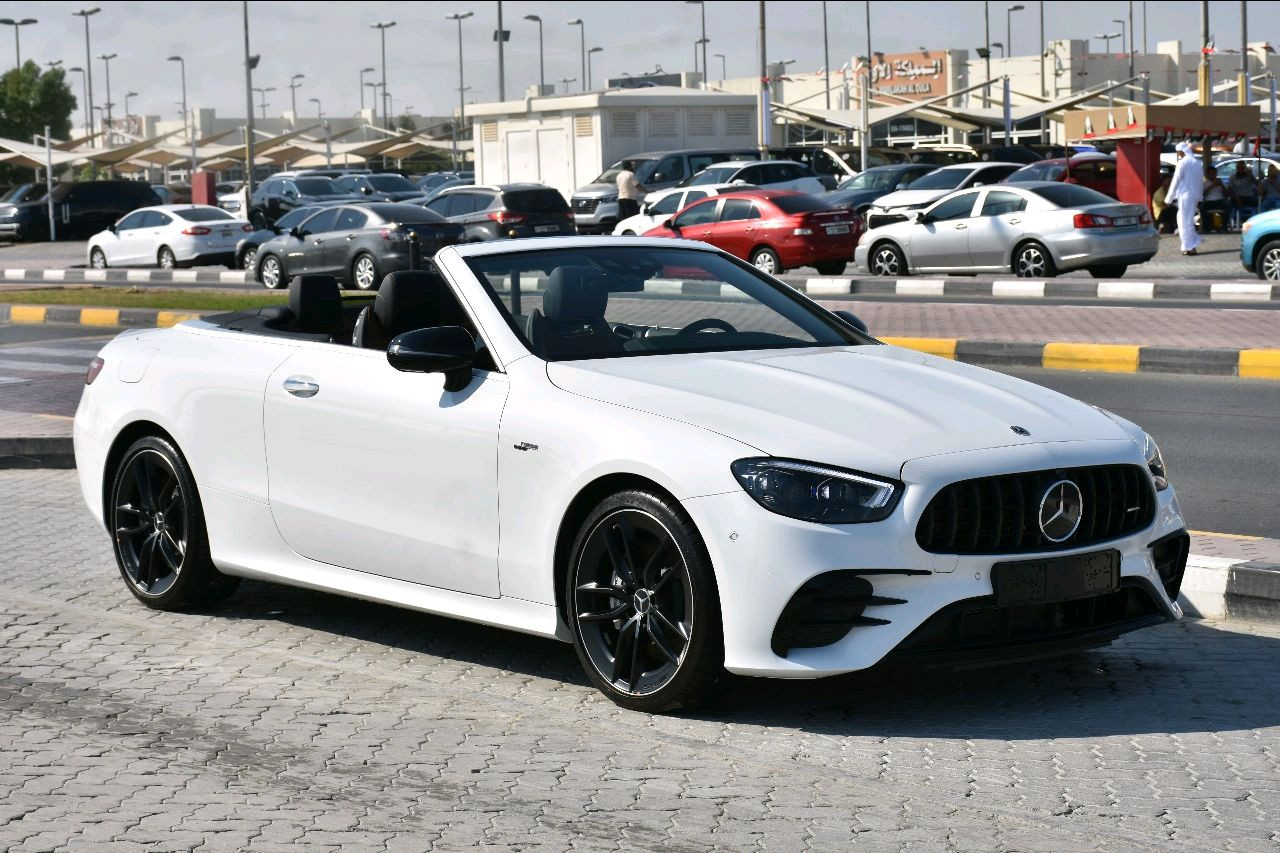 Mercedes Benz E-Class - Image 4