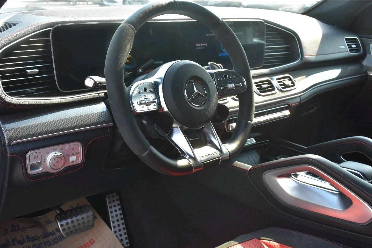 Mercedes Benz GLE SUV - Image 6