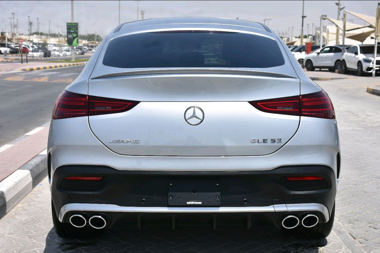 Mercedes Benz GLE SUV - Image 3