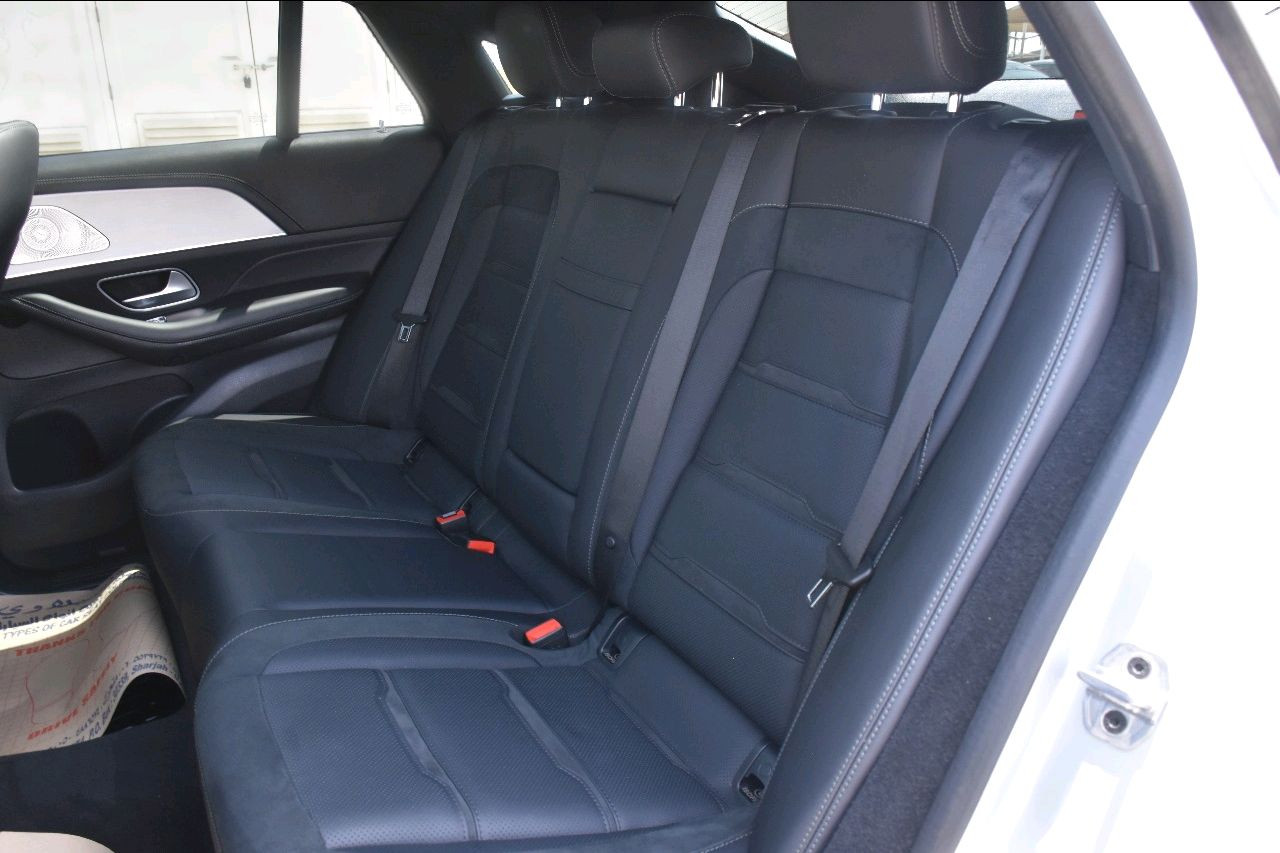 Mercedes Benz GLE SUV - Image 4
