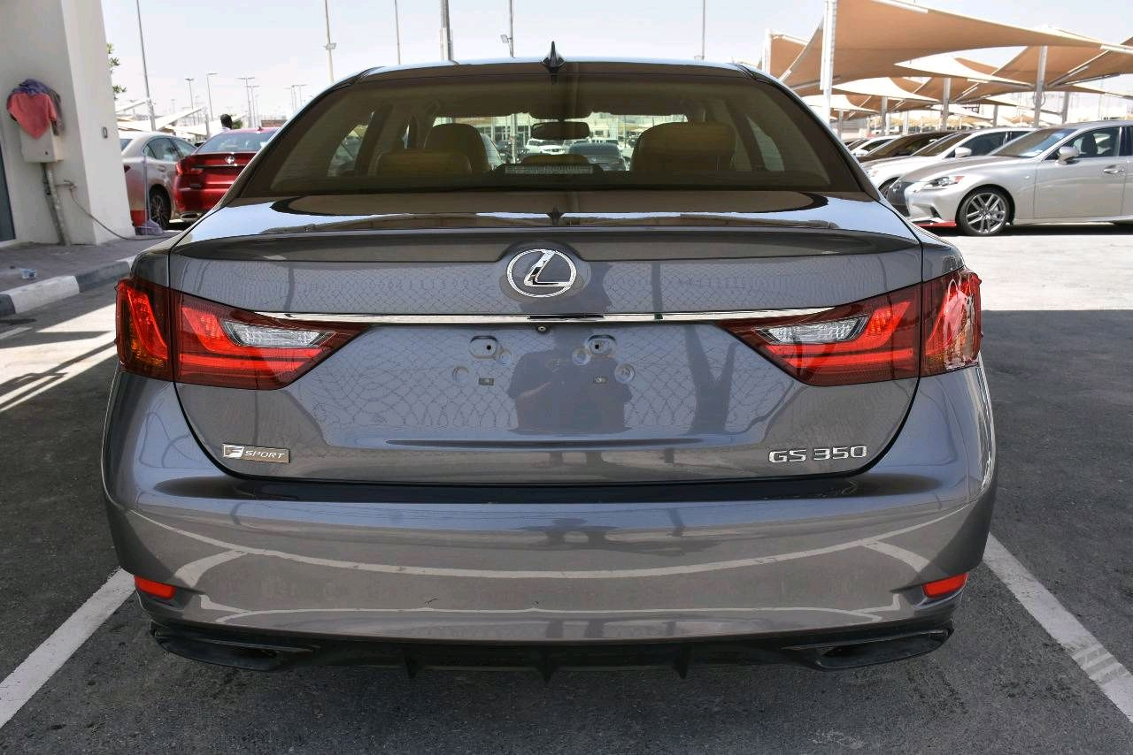 Lexus GS-Series - Image 3