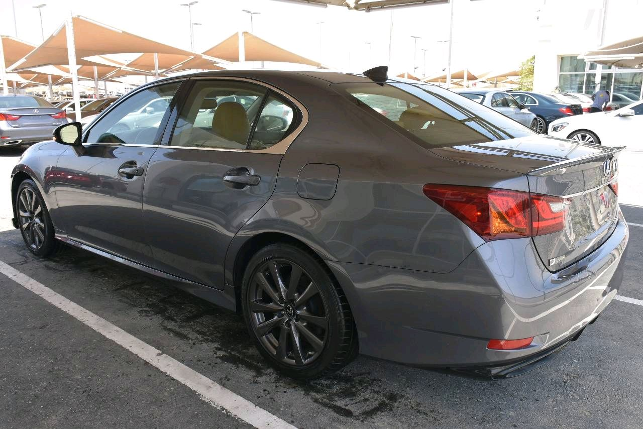 Lexus GS-Series - Image 4