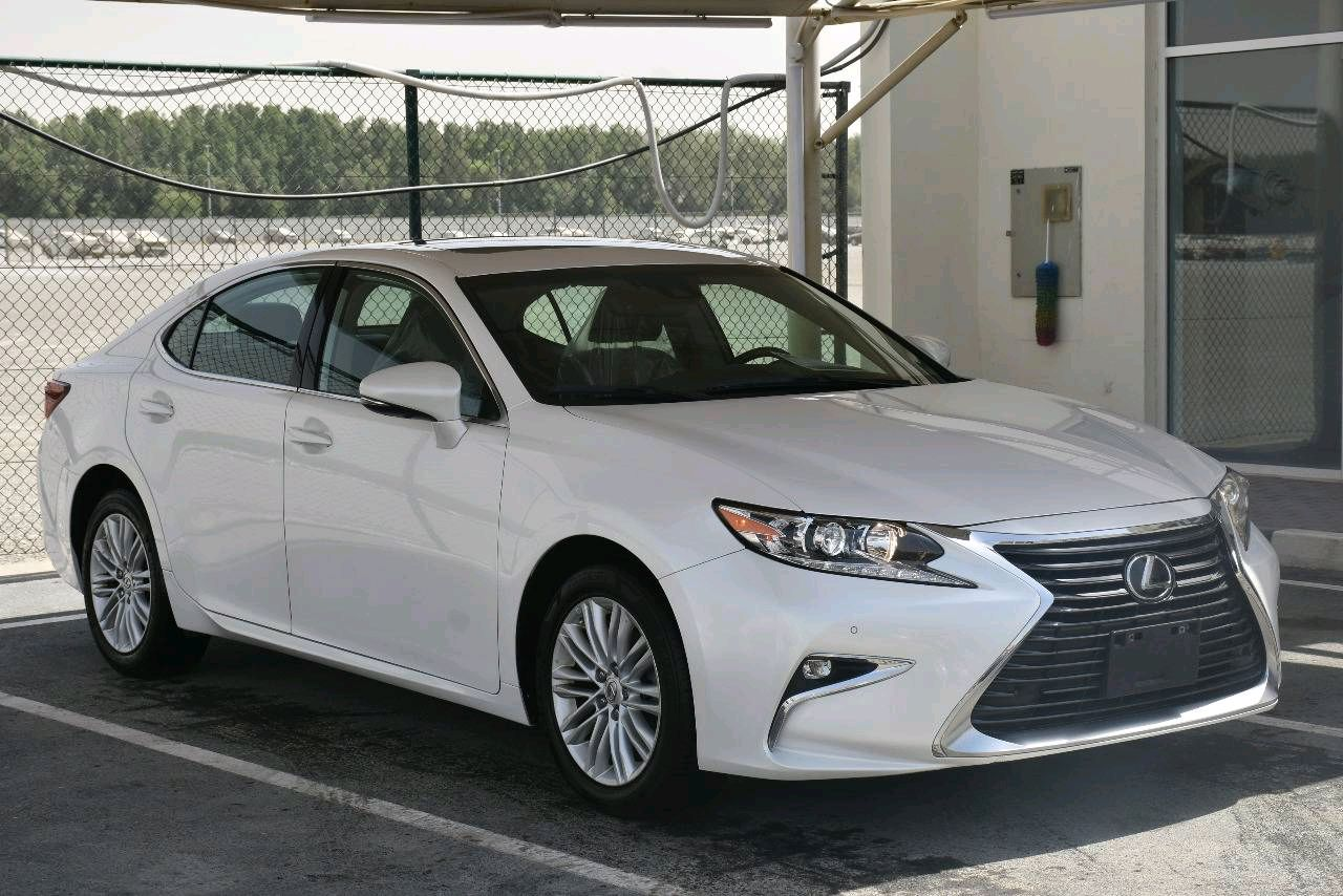 Lexus ES-Series - Image 7