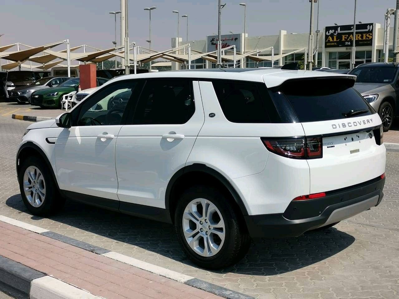 Land Rover Discovery - Image 4