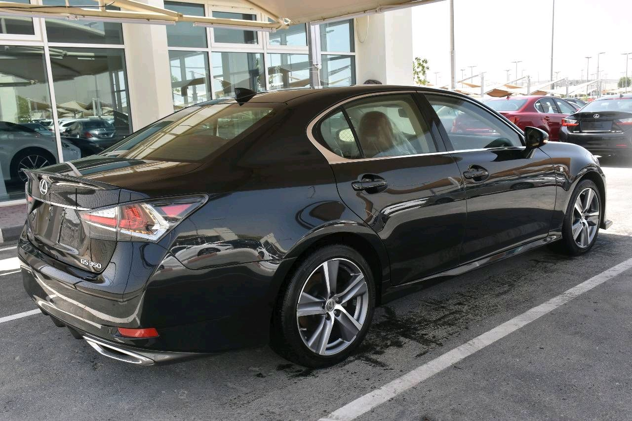 Lexus GS-Series - Image 3