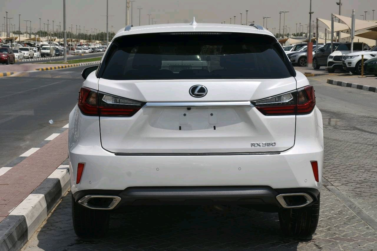 Lexus RX-Series - Image 3