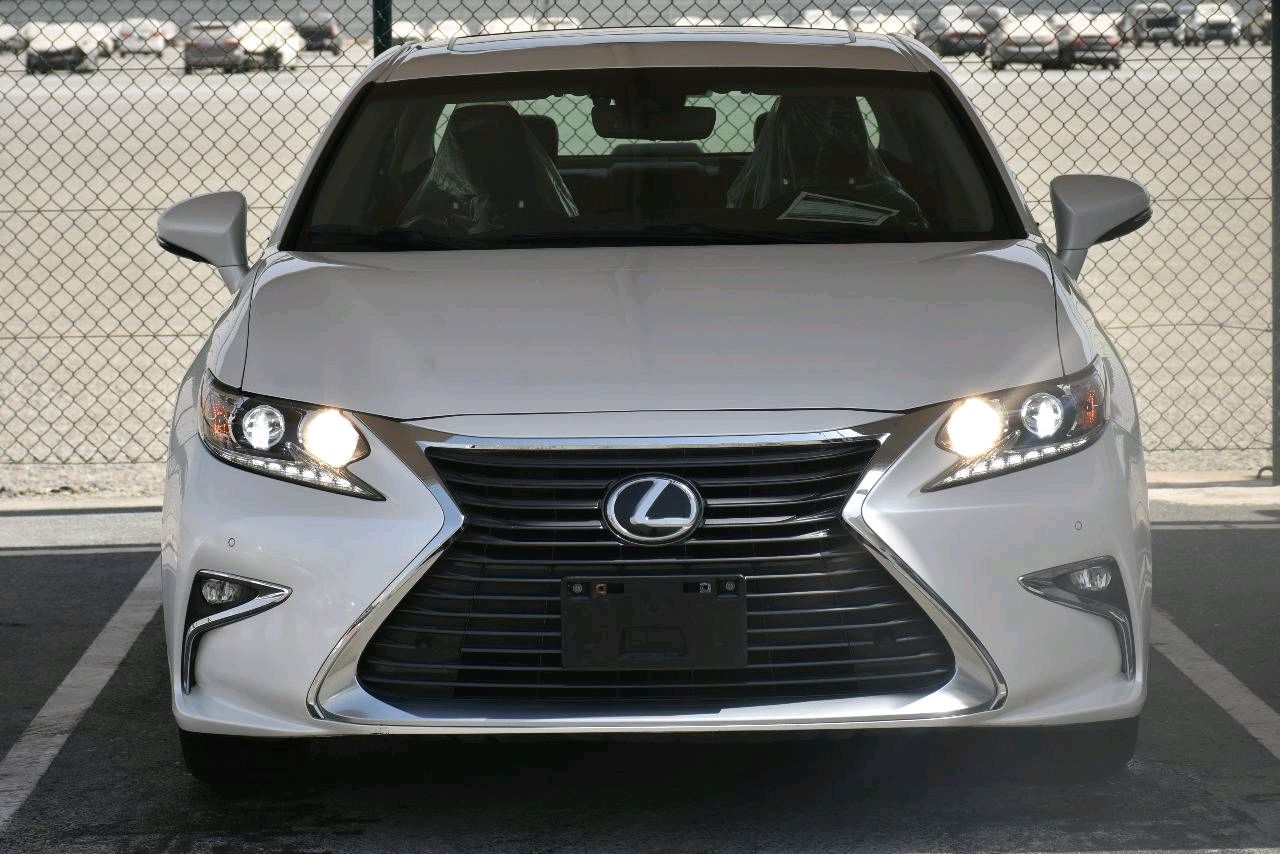 Lexus ES-Series - Image 6