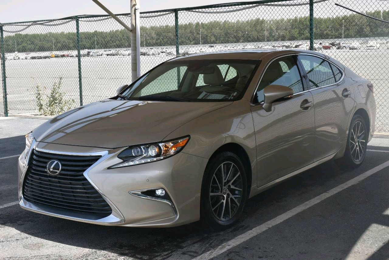 Lexus ES-Series - Image 4