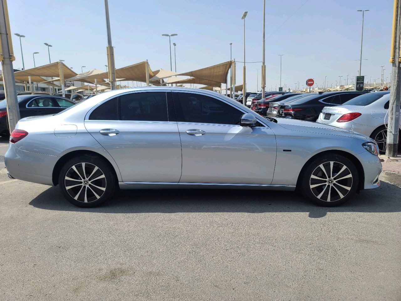 Mercedes Benz E-Class - Image 4