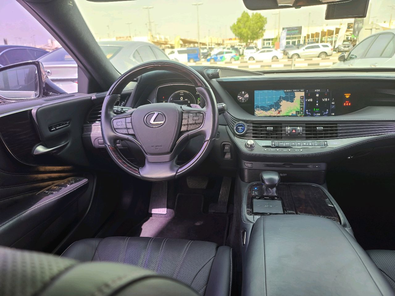 Lexus LS-Series - Image 9