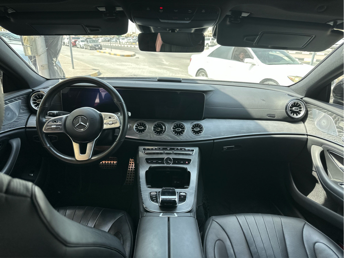Mercedes Benz CLS-Class - Image 4