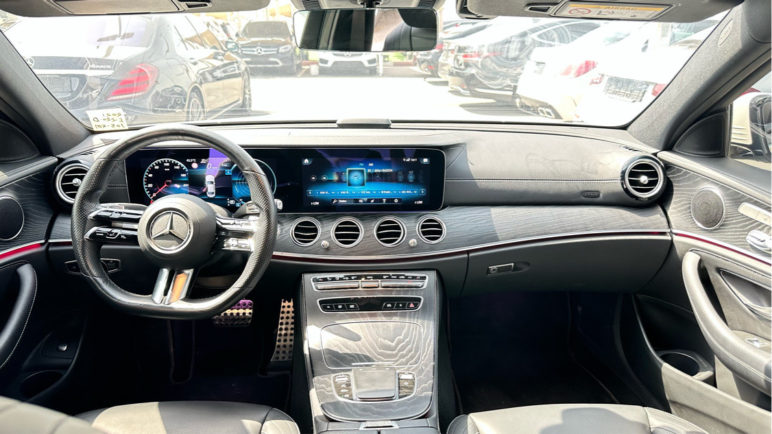 Mercedes Benz E-Class - Image 7
