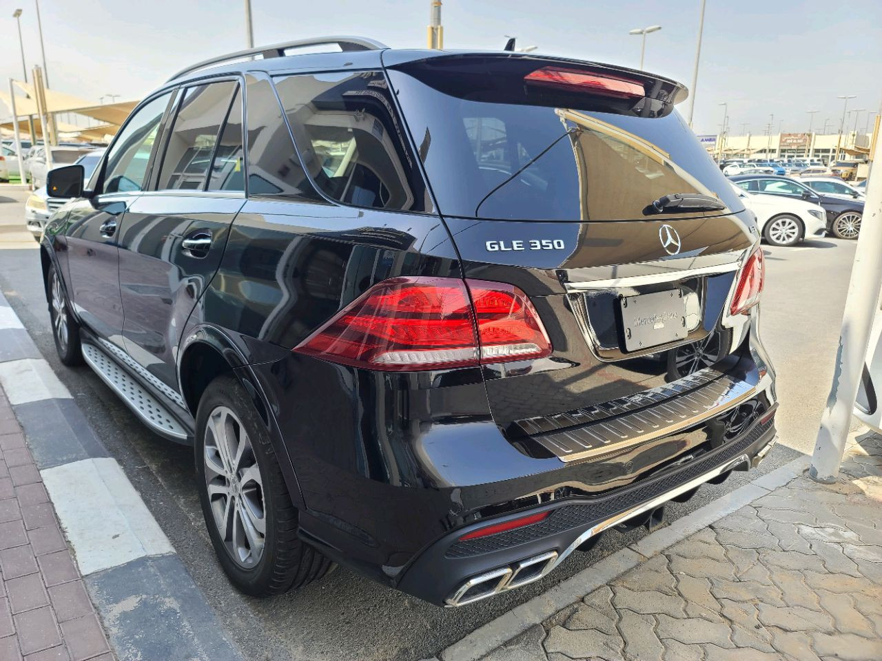Mercedes Benz GLE SUV - Image 8