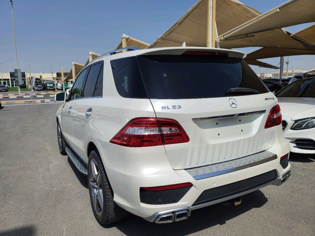 Mercedes Benz ML - Image 11
