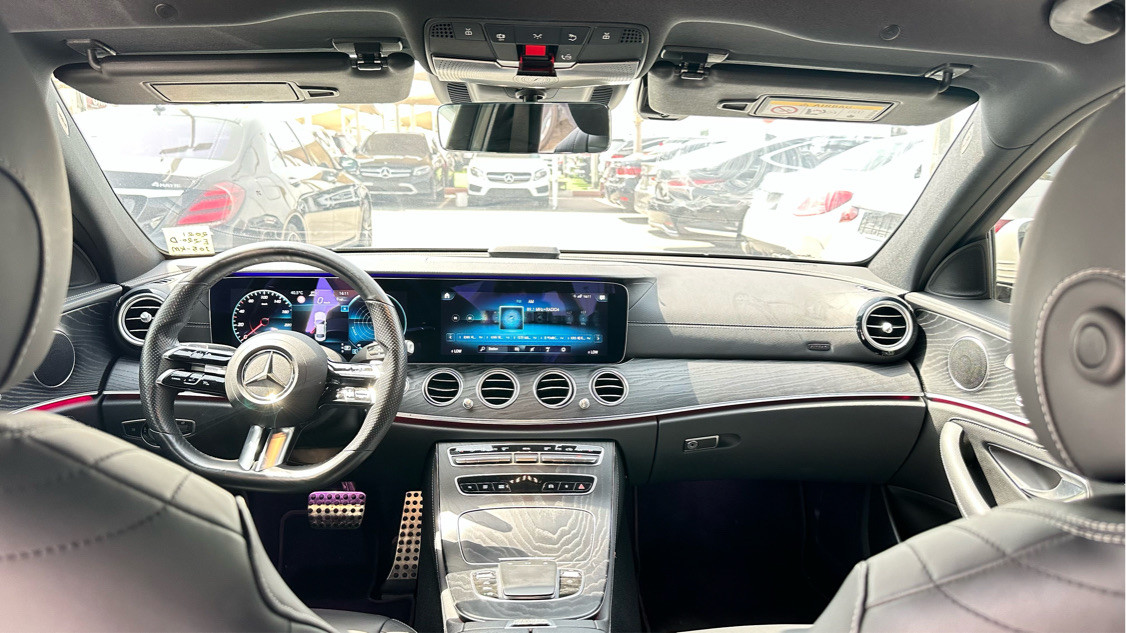 Mercedes Benz E-Class - Image 4