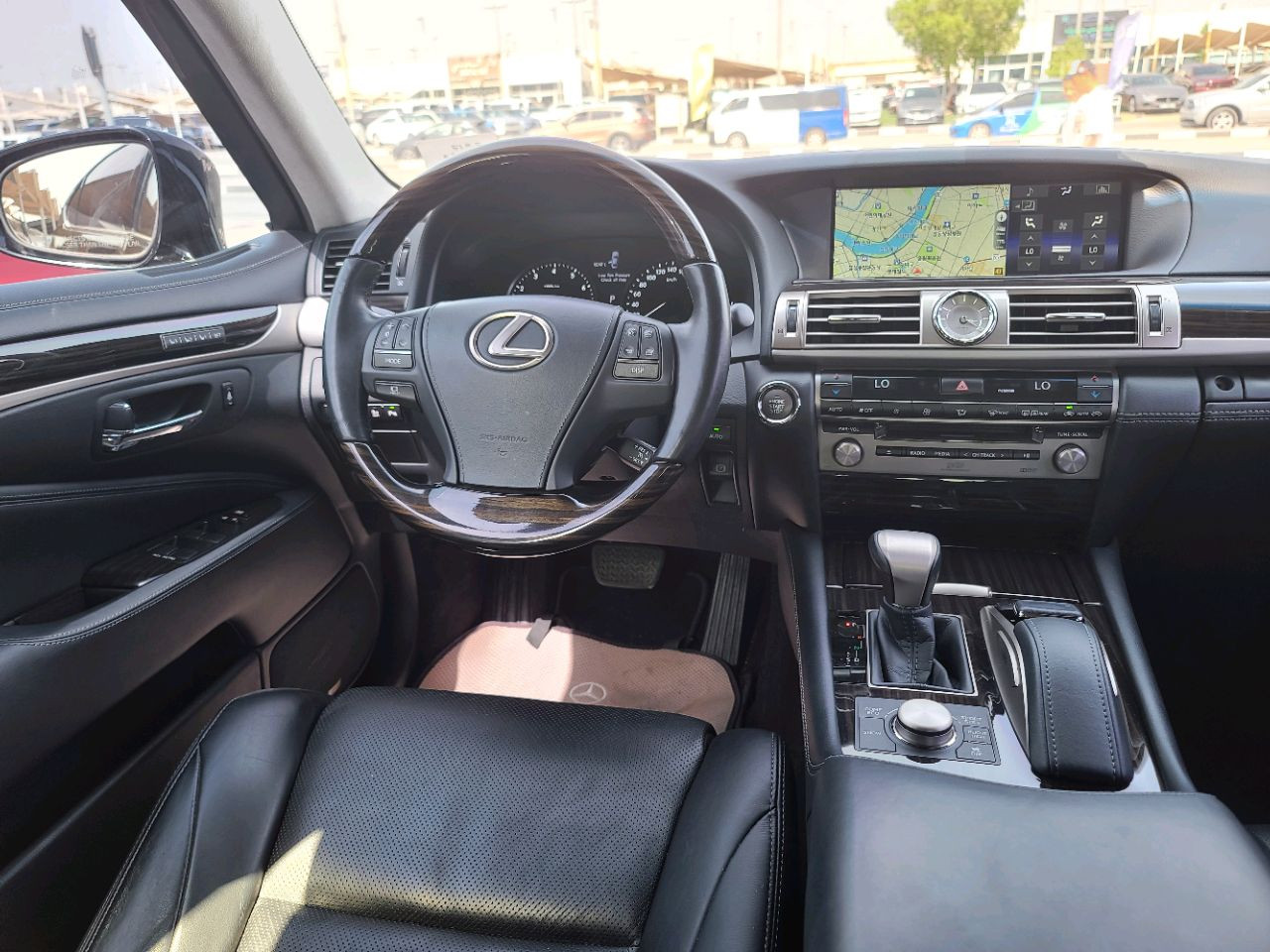 Lexus LS-Series - Image 9