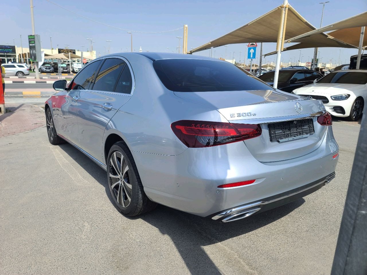 Mercedes Benz E-Class - Image 5