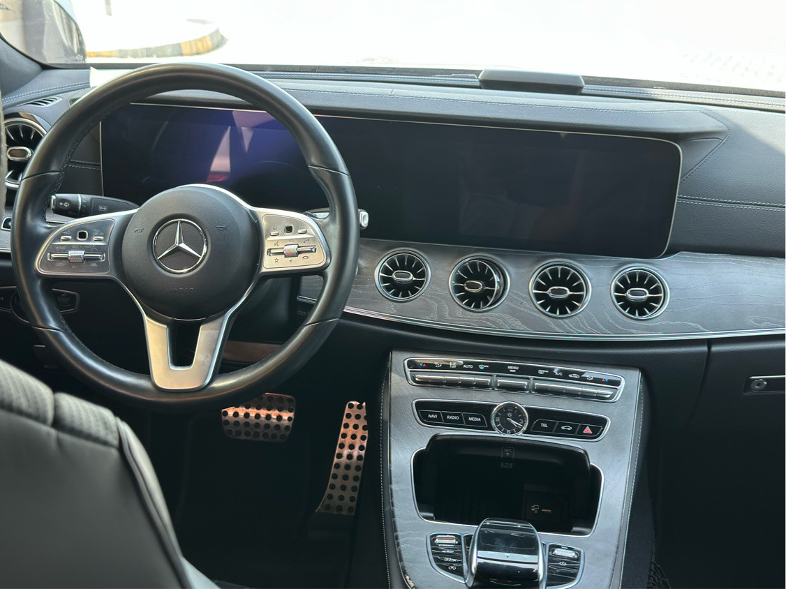 Mercedes Benz CLS-Class - Image 3