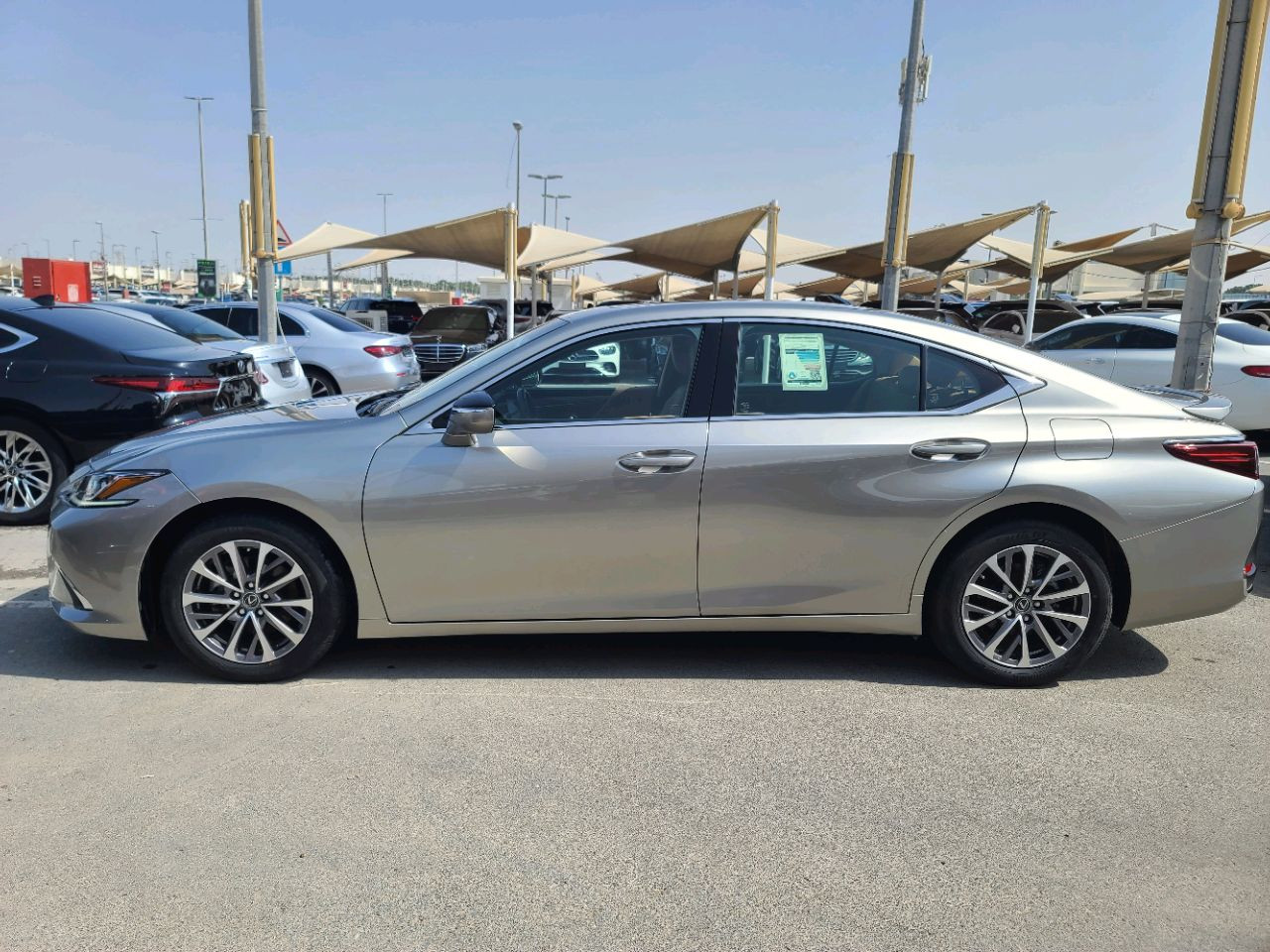 Lexus ES-Series - Image 6