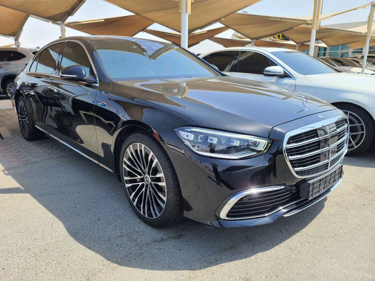 Mercedes Benz S-Class - Image 7