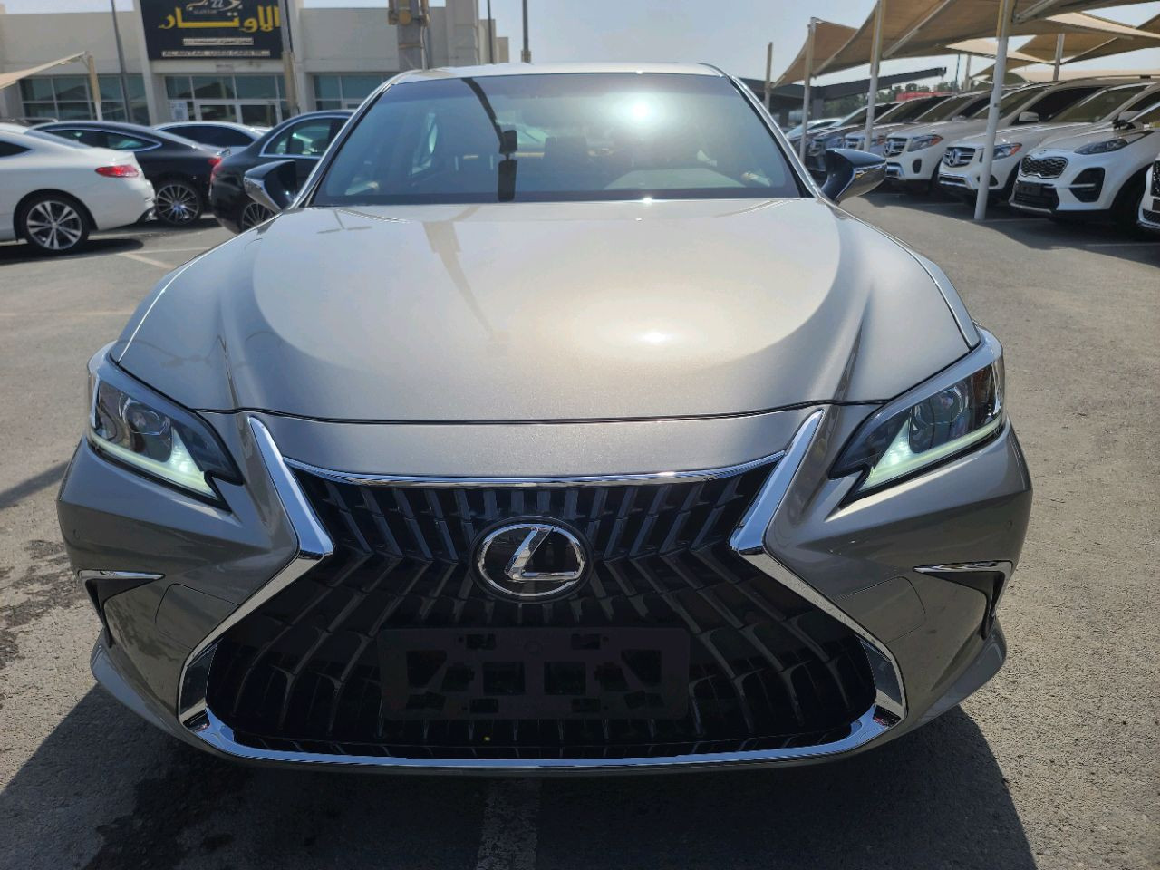 Lexus ES-Series - Image 3