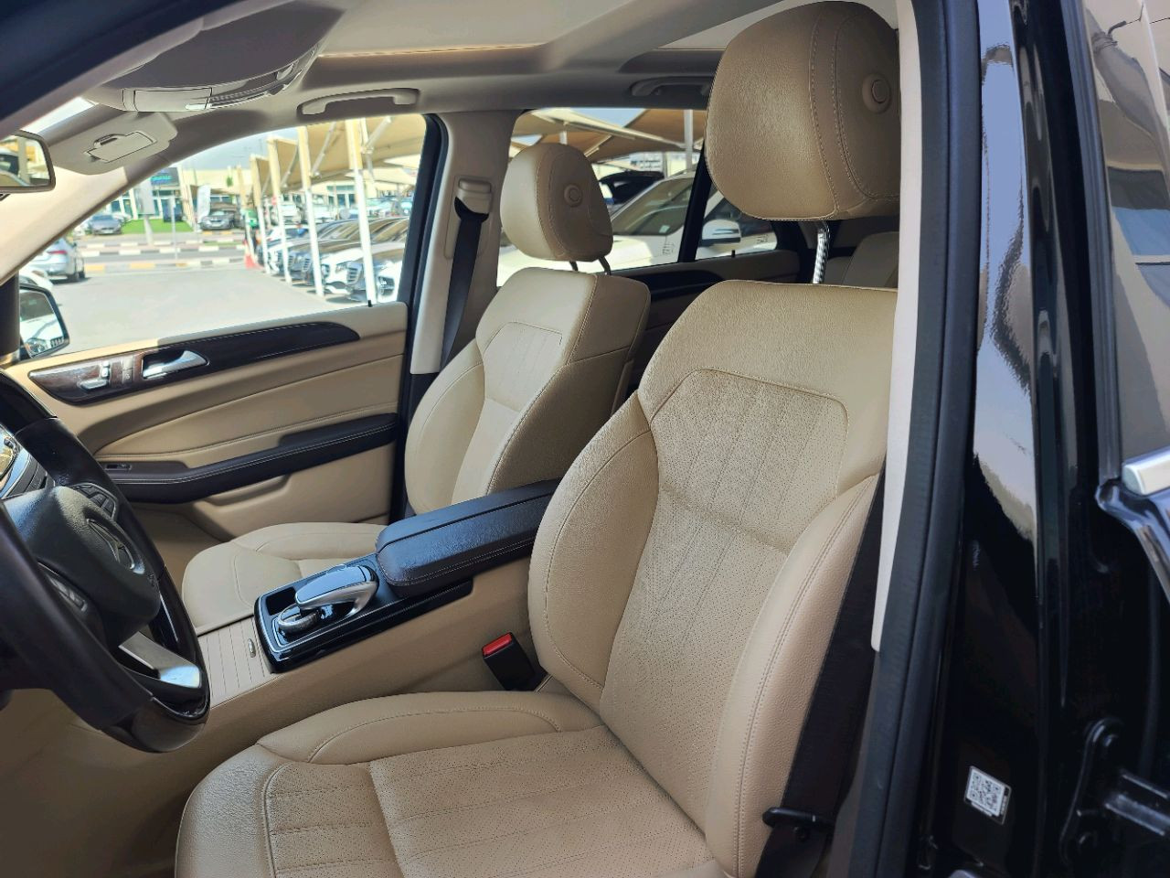 Mercedes Benz GLE SUV - Image 5