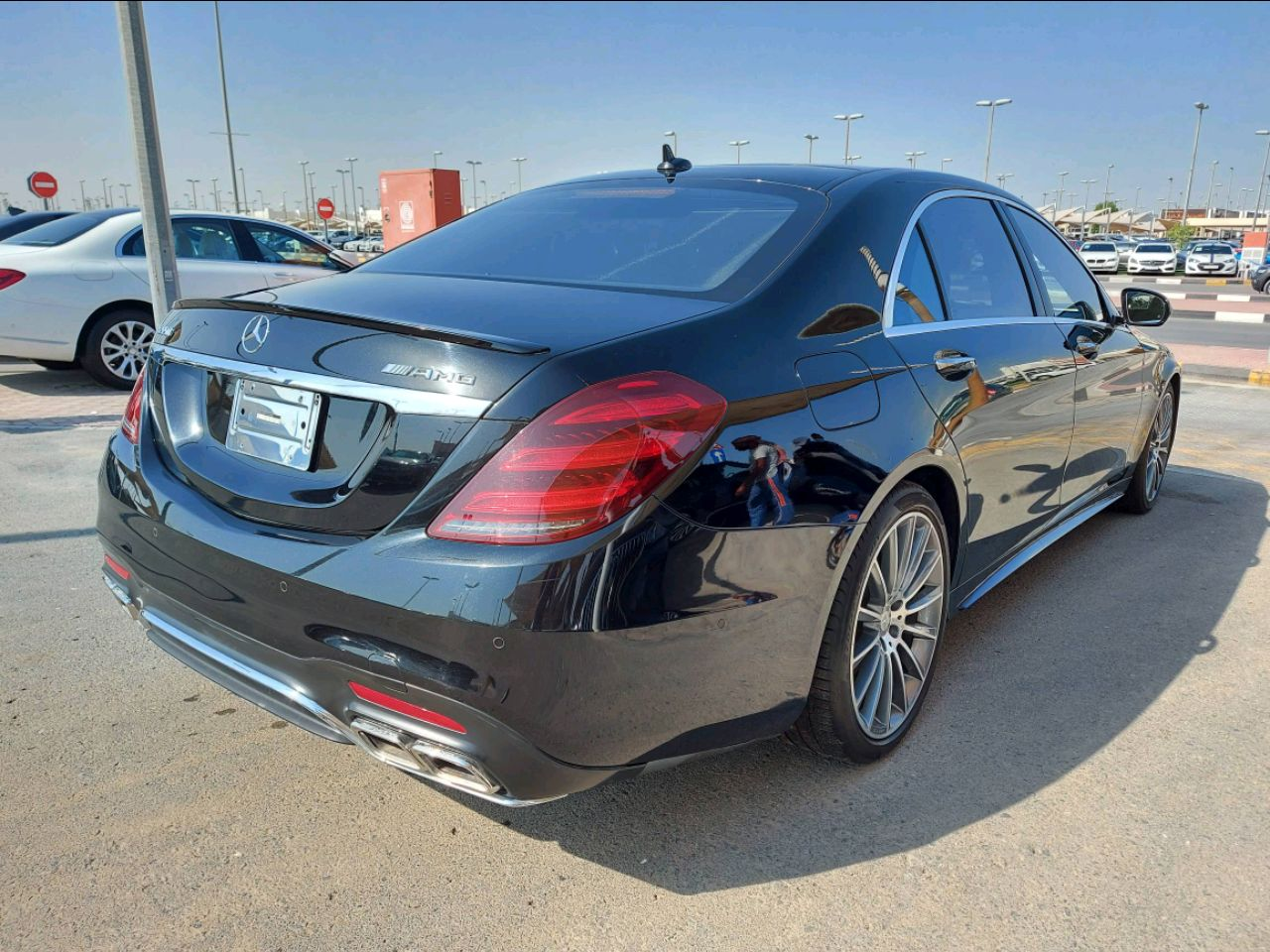 Mercedes Benz S-Class - Image 3